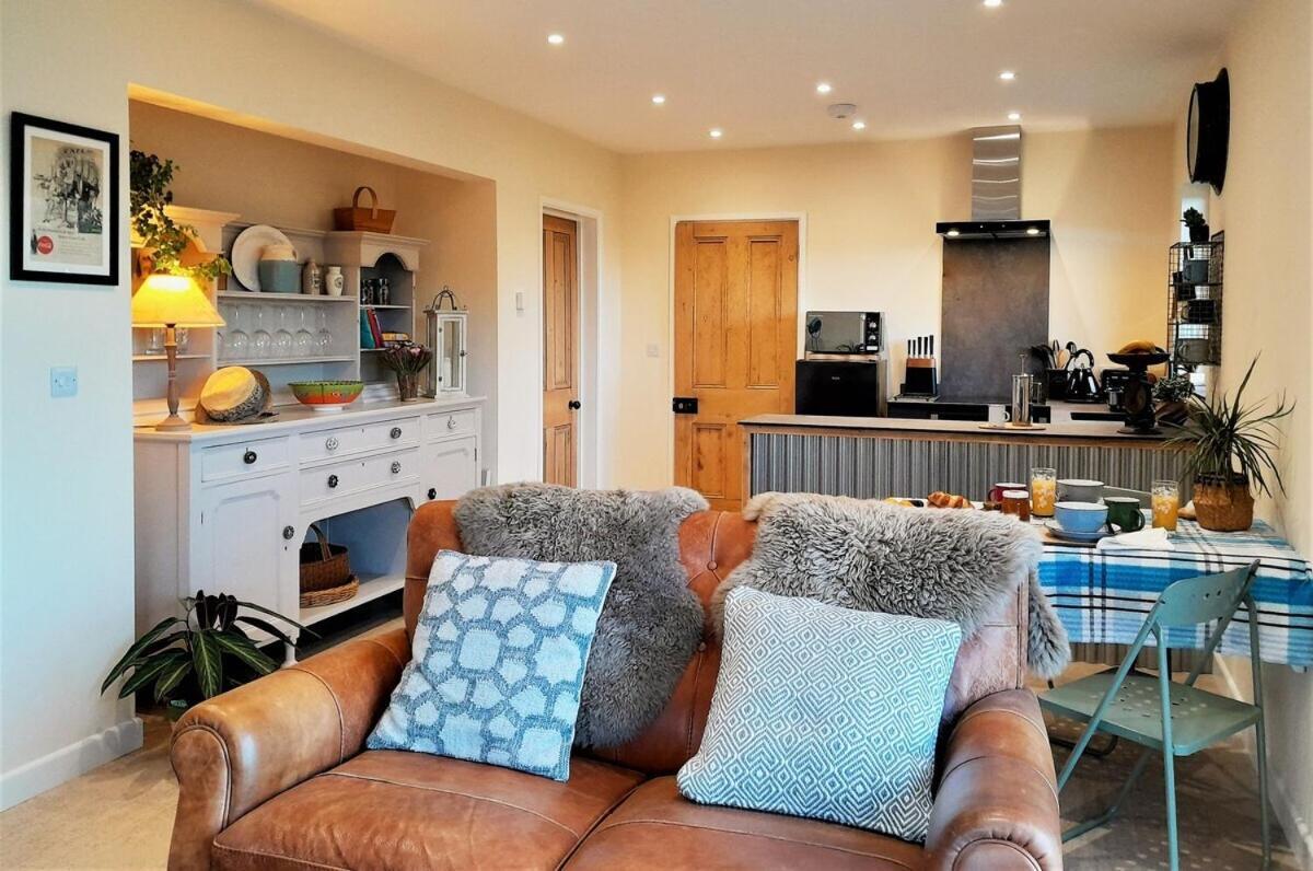 Lobhill Farmhouse Bed And Breakfast And Self Catering Accommodation Okehampton Phòng bức ảnh